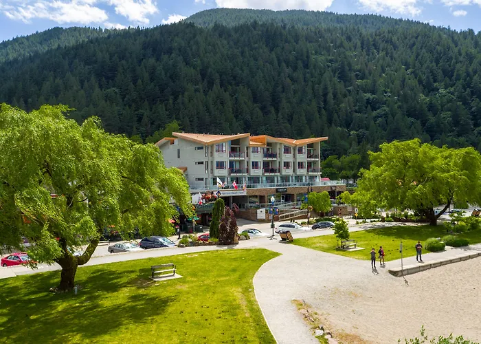 Harrison Beach Hotel